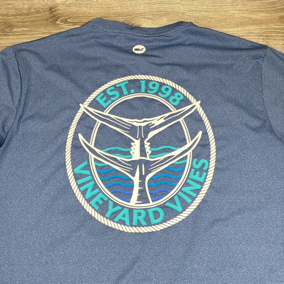 Vineyard Vines Performance Shirt Mens Medium Long Sleeve Fishing Graphic - Picture 9 of 11